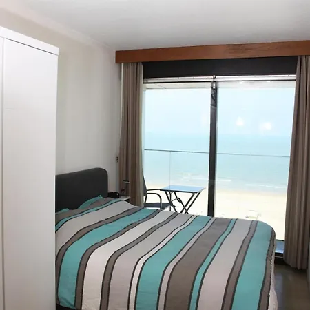 In With Sea View 아파트